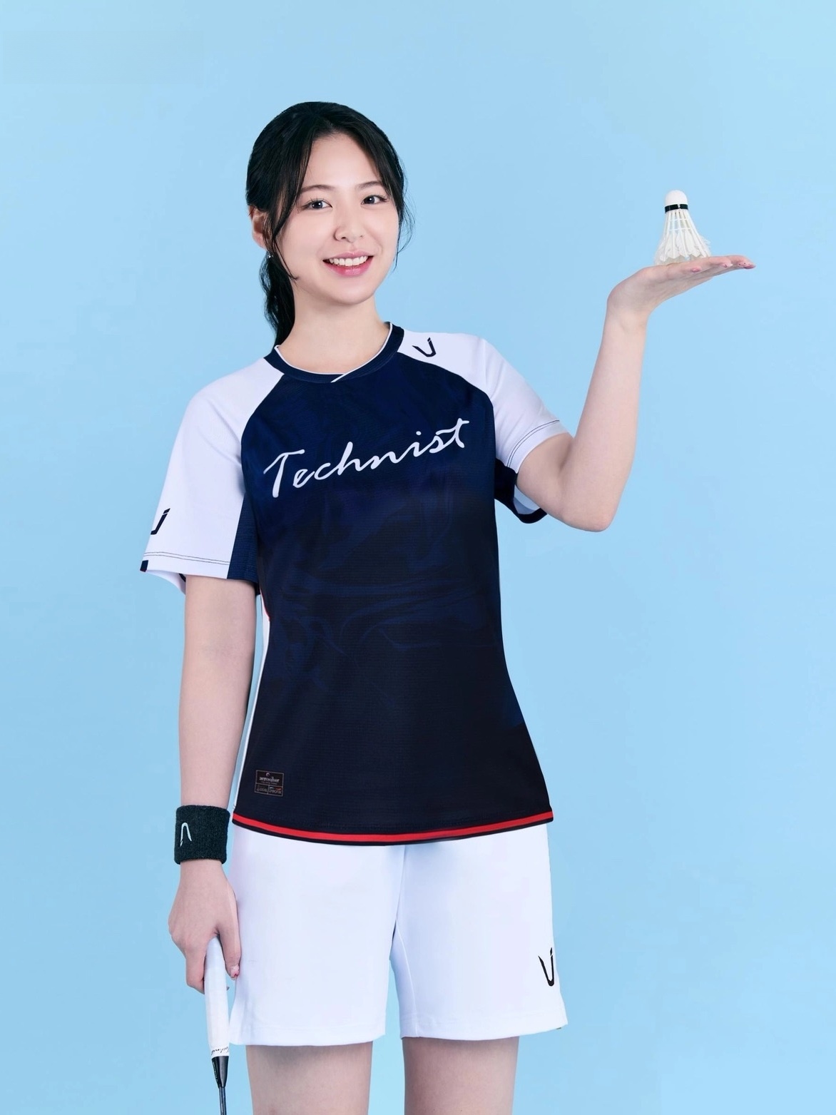 بدلة رياضية للرجال لتنس الريشة - مراجعة Badminton Jersey وسعره